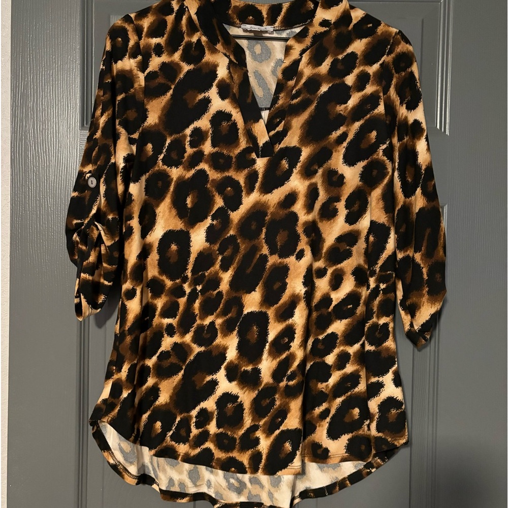 Animal print top